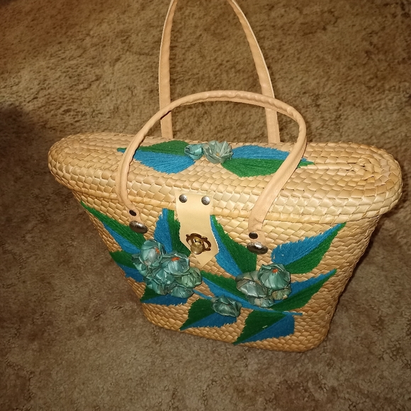 Handmade basket weave floral straw/leather purse - Picture 11 of 15
